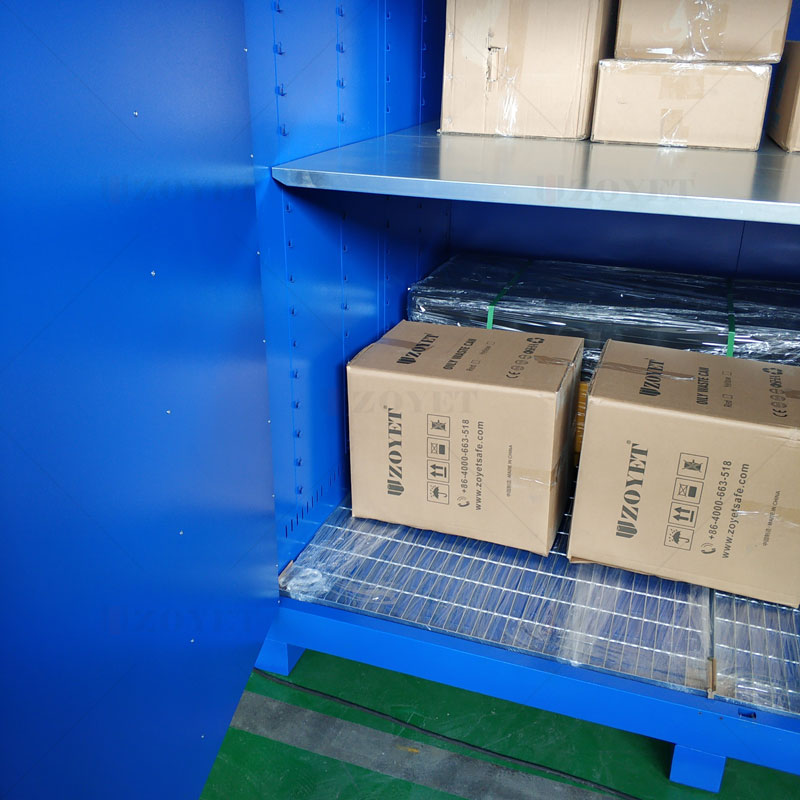 蓝色化学品安全柜.jpg 蓝色化学品安全柜.jpg