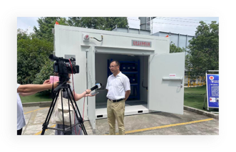 铭记历史,守护和平 | 众御集体观看抗战胜利 80 周年阅兵(图8) 铭记历史,守护和平 | 众御集体观看抗战胜利 80 周年阅兵(图8)